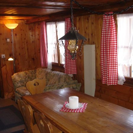 Chalet Edith Oberems ภายนอก รูปภาพ